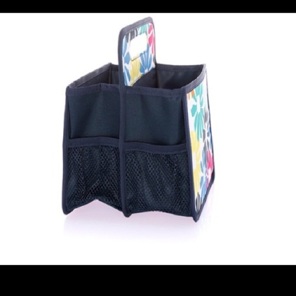 Double duty caddy by thirty one